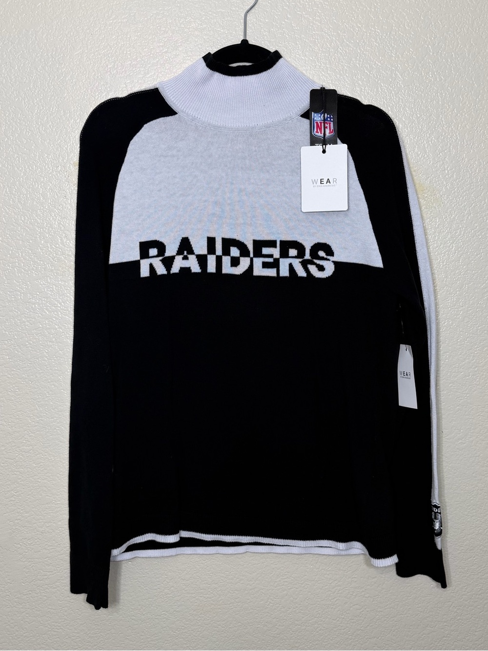WEAR by Erin Andrews NFL Las Vegas Raiders colorblock mock-neck sweater size L
